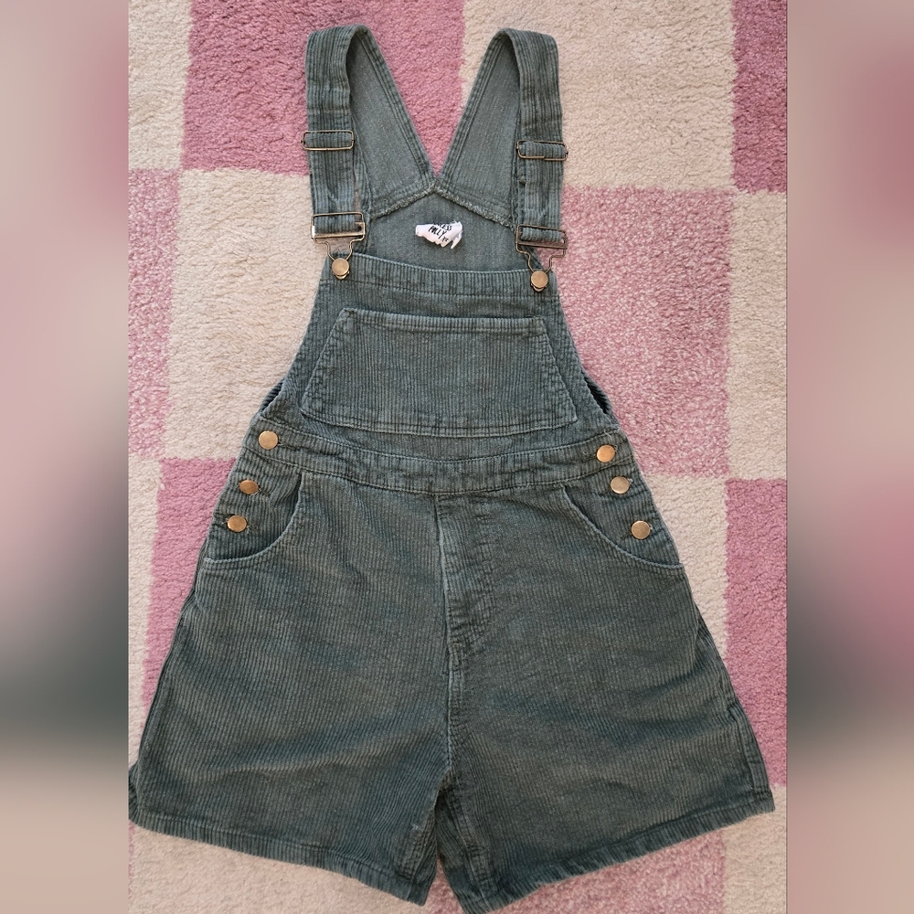 Princess Polly Sage Green Corduroy Overalls SIZE: 0